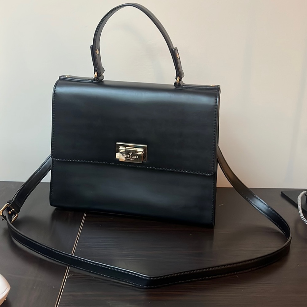 Kate spade leather clasp cross body